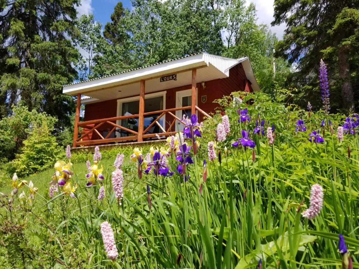 Kan-A-Mouche Pourvoirie Auberge Et Chalets Saint-Michel des Saints Exterior photo